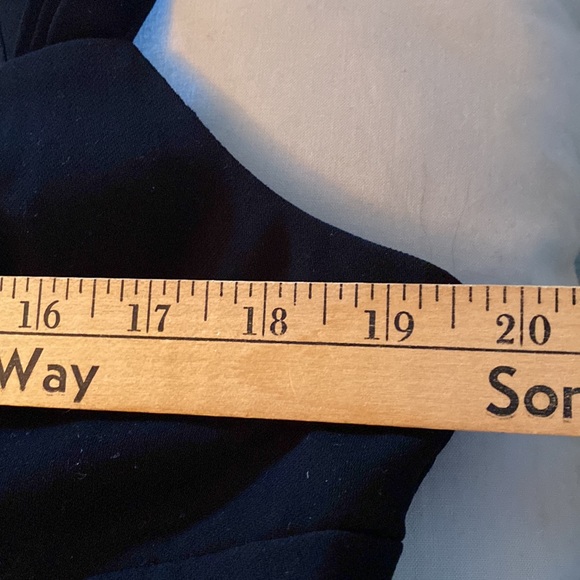 Jones New York Little Black Dress Size 16. Faux Wrap. Fully lined. - Picture 13 of 13